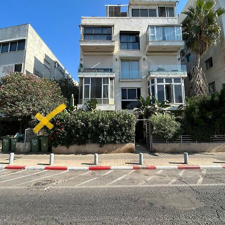Glorious Renovated Apartment On Top Of The Beach Tel Aviv Ngoại thất bức ảnh